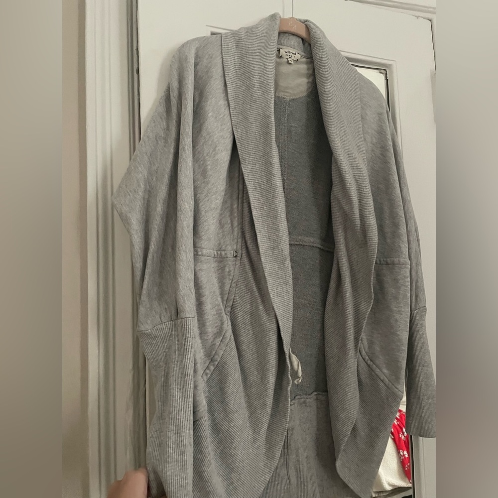 Aritzia Wilfred cocoon sweatshirt